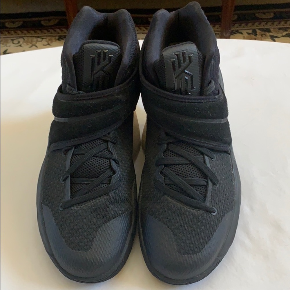 NIKE KYRIE 2 TRIPLE BLACK